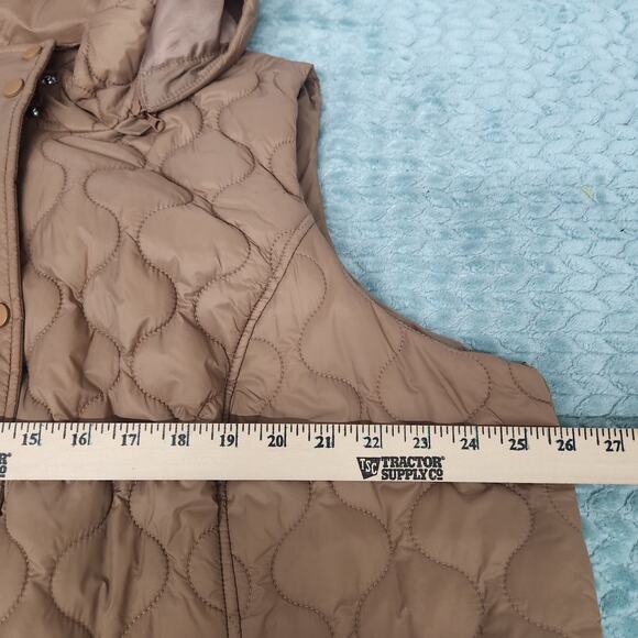 Susan Graver Weekend Water Repellant Nylon Quilted Vest w/Hood Camel 2X P - Picture 11 of 16